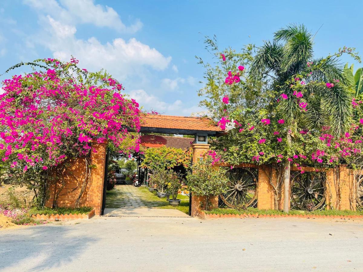 Khu Nghi Duong Huong Sen - Binh My, Cu Chi Hotel Ho Chi Minh City Exterior photo