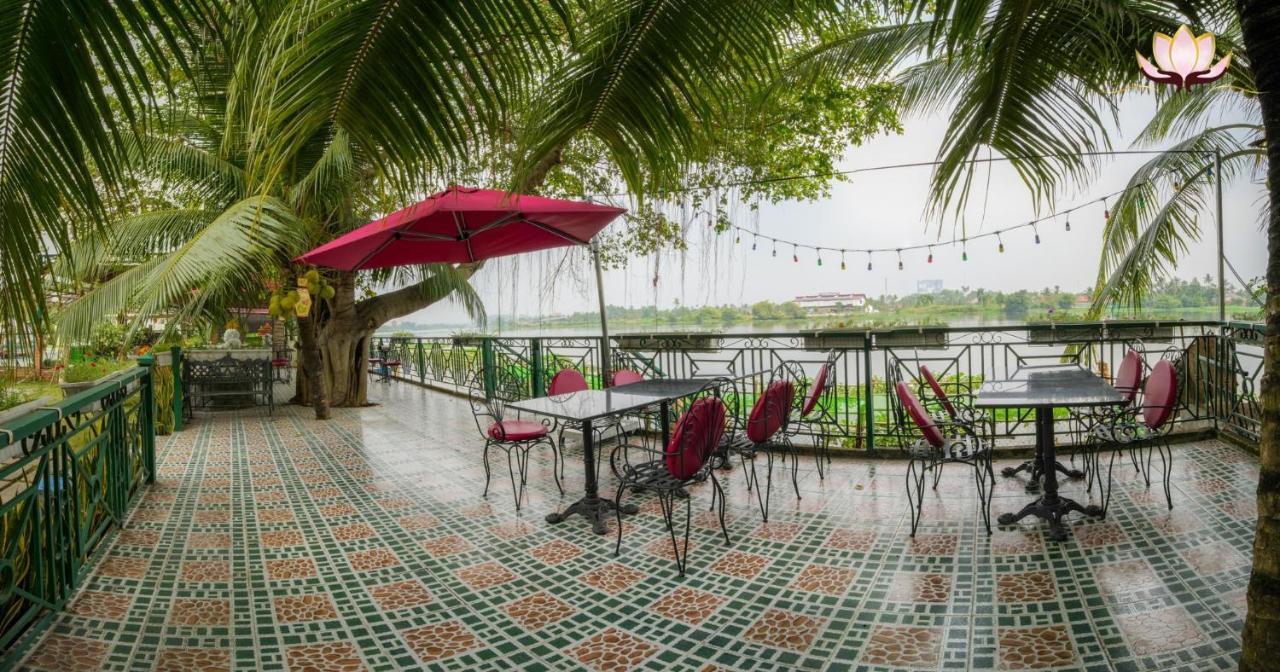 Khu Nghi Duong Huong Sen - Binh My, Cu Chi Hotel Ho Chi Minh City Exterior photo